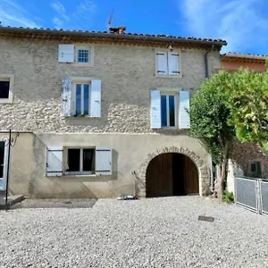 Bed & Breakfast Deux M, Villes-sur-Auzon